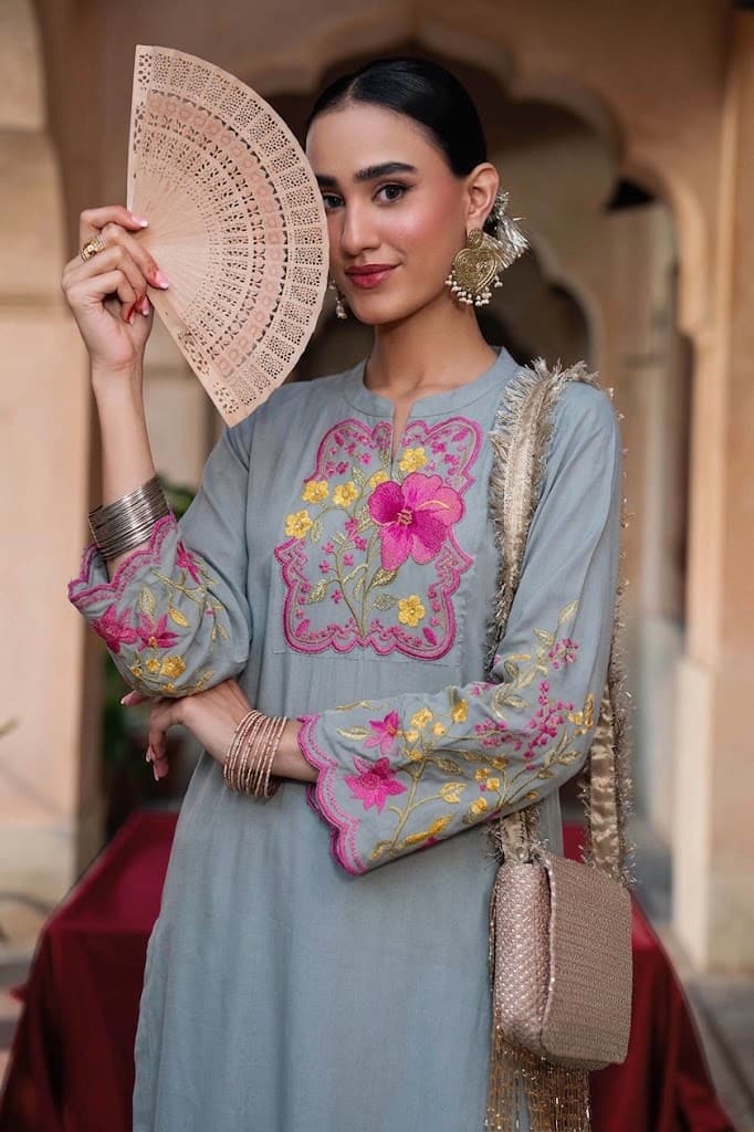 Sadaf Grey Blossom