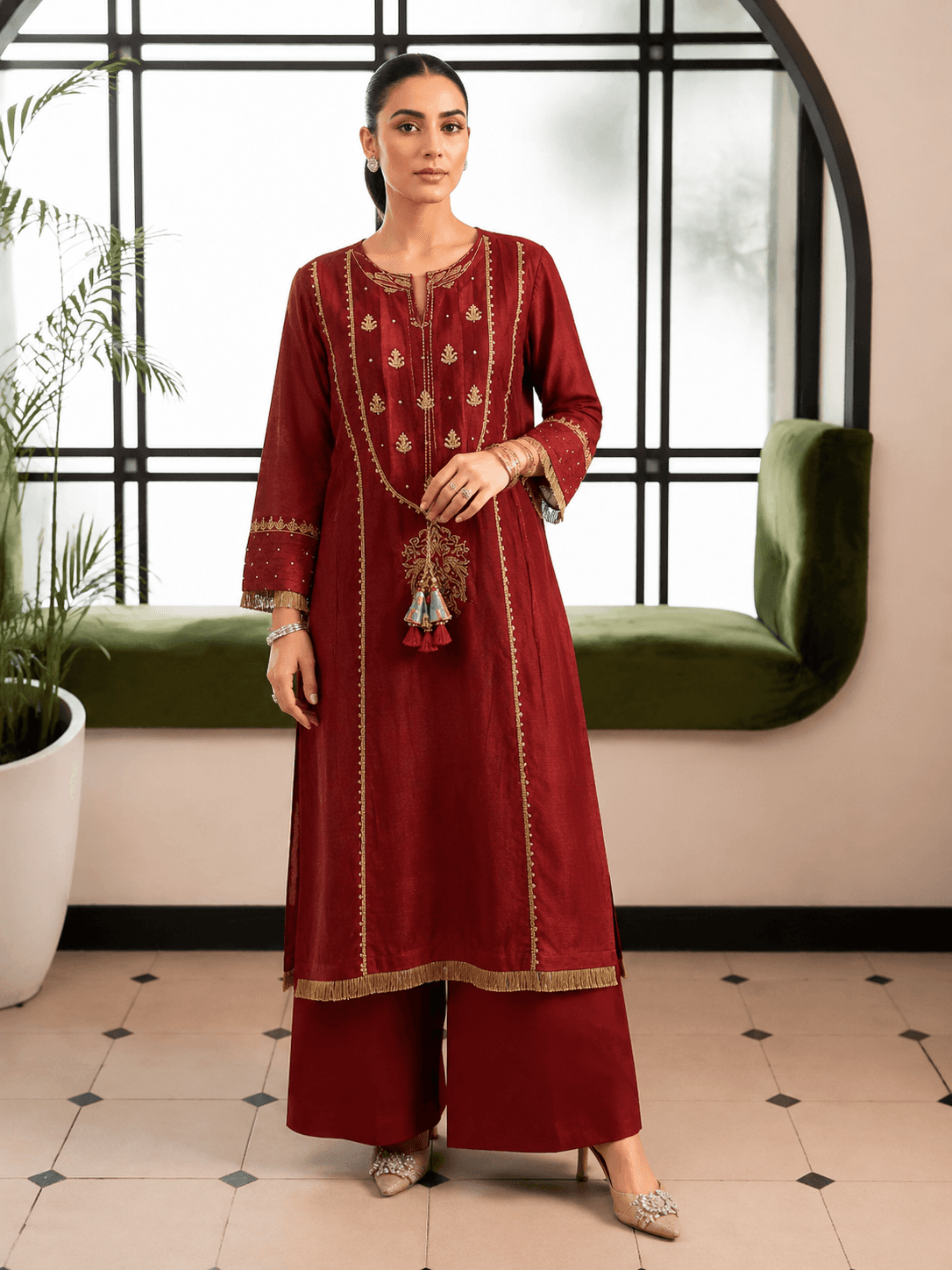 Shirin Maroon Zari