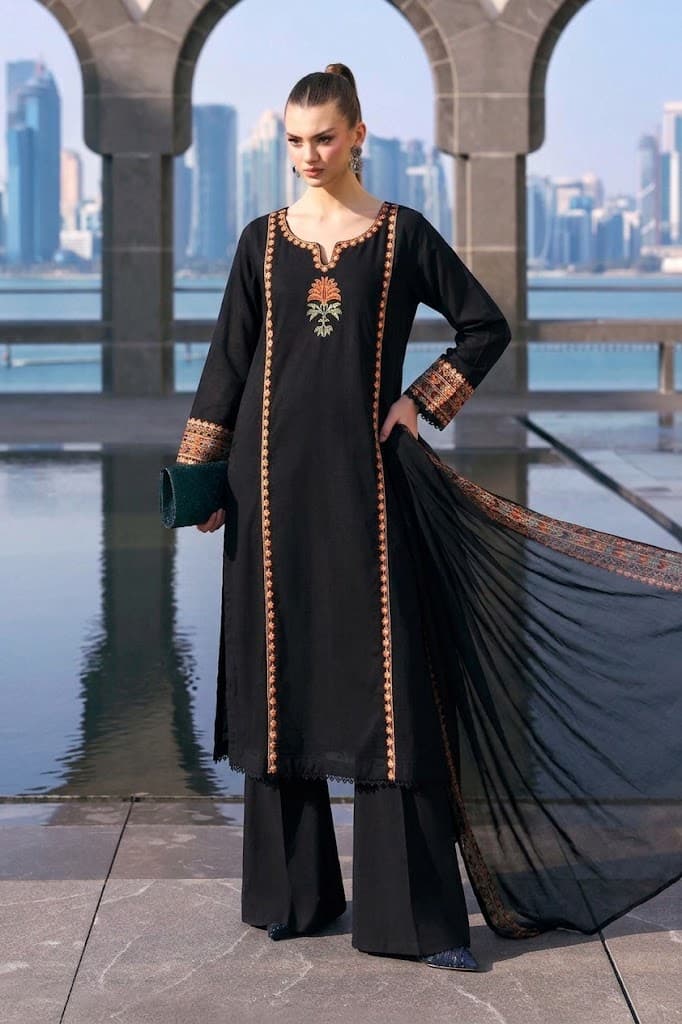 Noor Midnight Kurta